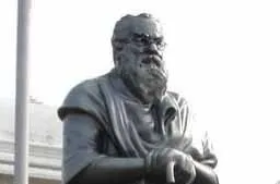 Periyar statue